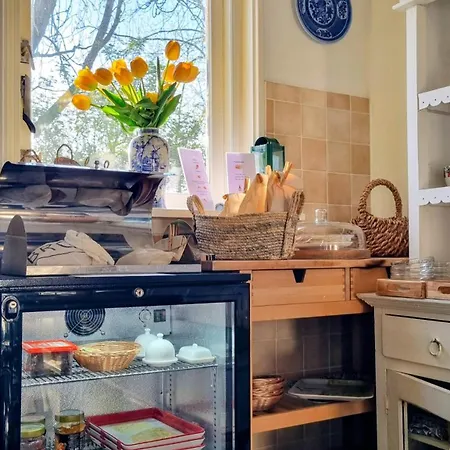 Bed and Breakfast Bed, Bikes And Breakfast, Farmer A With Free Parking Άμστερνταμ