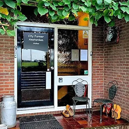 Bikes And Breakfast, Farmer A With Free Parking Bed and breakfast Ámsterdam