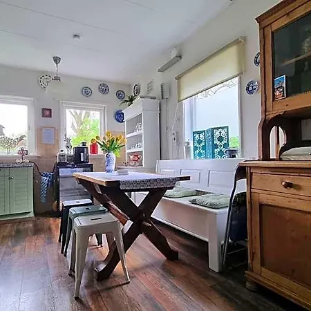 Bikes And Breakfast, Farmer A With Free Parking