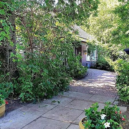Bed and breakfast Bikes And Breakfast, Farmer A With Free Parking