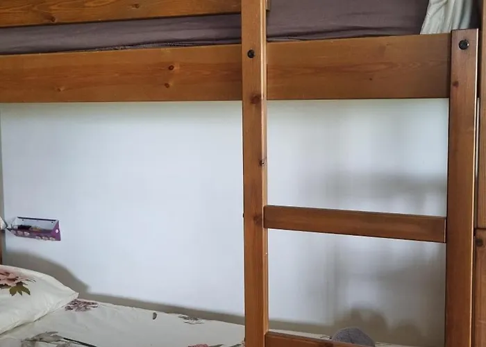 Bed & Breakfast Farmer A With Bikes , And Free Parking