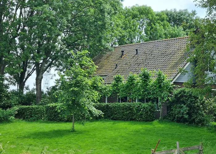 Farmer A With Bikes , And Free Parking 4* Amsterdam