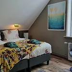 Bed, Bikes And Breakfast, Farmer A With Free Parking 4* أمستردام