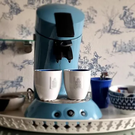 Bed & Breakfast Farmer A With Free Parking, Bikes ,