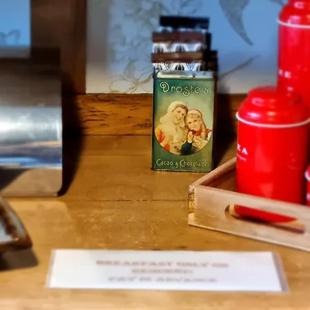 City Farmer Amsterdam A Guesthouse With Bikes , Bed & Breakfast And Free Parking 4*