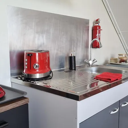 City Farmer Amsterdam A Guesthouse With Bikes , Bed & Breakfast And Free Parking לינה וארוחת בוקר 4*