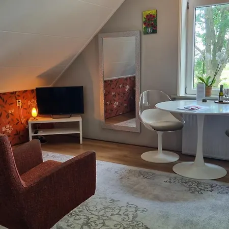 Farmer , Bed, Bike And Breakfast In Couette-café 2*